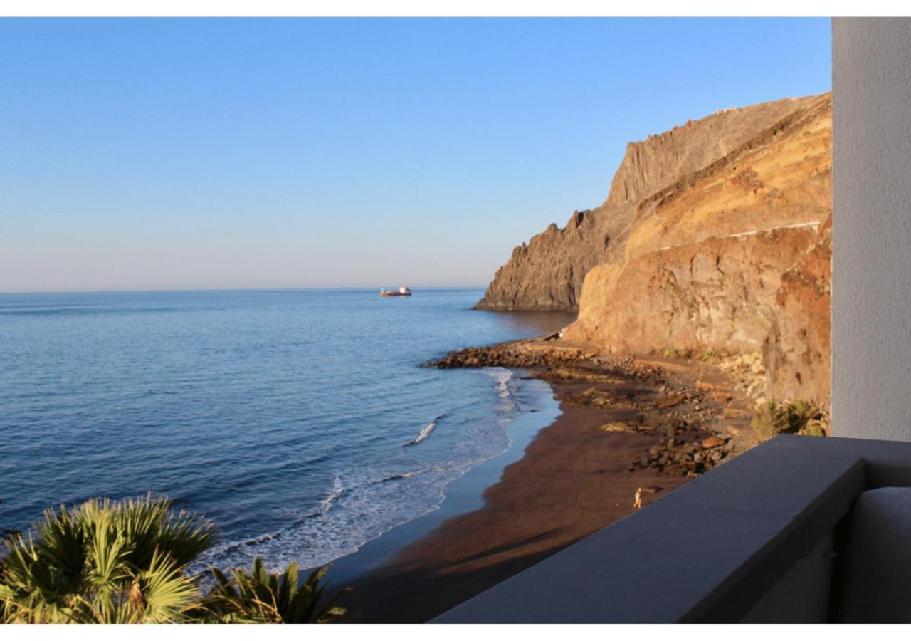 Beach Hideaway Apartment With Modernist Design サンタクルスデテネリフェ エクステリア 写真
